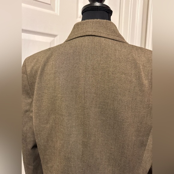 Kasper Brown Blazer with Cream Accents - Picture 9 of 12